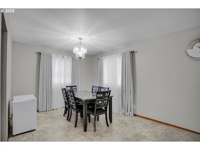 1615 E Briar Ct, Newberg, OR 97132 - photo 6