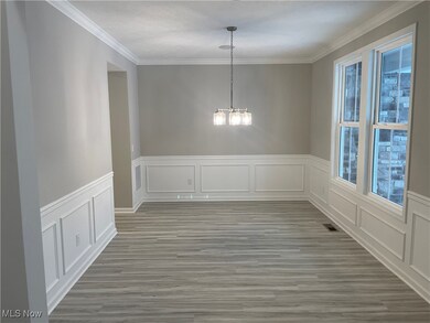 3254 Woodstone Ln, Avon, OH 44011 - photo 4