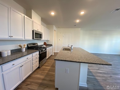 227 Park Ln, Dunellen, NJ 08812 - photo 3