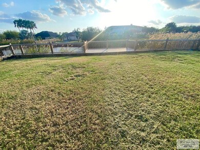 3233 Dusk Dr, Brownsville, TX 78520 - photo 4