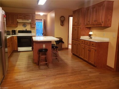 3573 High Pine Church Rd, Asheboro, NC 27205 - photo 5