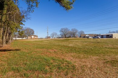241 J C Mauldin Hwy, Killen, AL 35645 - photo 4