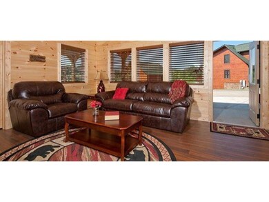 935 Mcmakin Way, Pigeon Forge, TN 37863 - photo 2