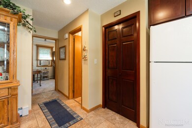 201 3rd St NW-10