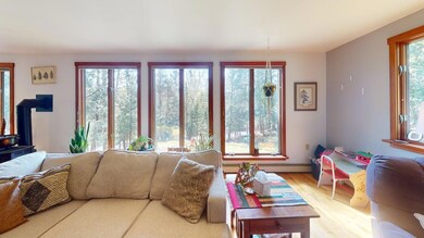 823-Grindstone-Dr-Living-Room