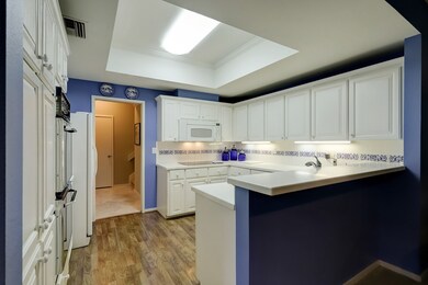 133 Litchfield Ln, Houston, TX 77024 - photo 5