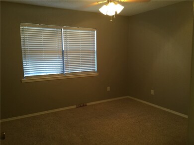 18 Clevedon Cir, Bella Vista, AR 72715 - photo 7