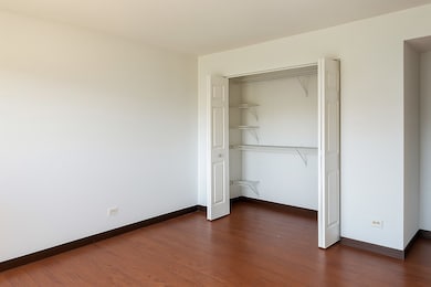 14B Kingery Quarter unit 207, Willowbrook, IL 60527 - photo 5