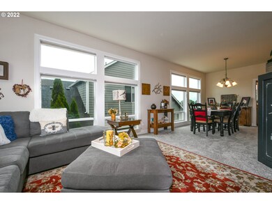 Living Room/Dining Room