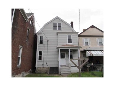 153 Jefferson Ave, Vandergrift, PA 15690 - photo 2