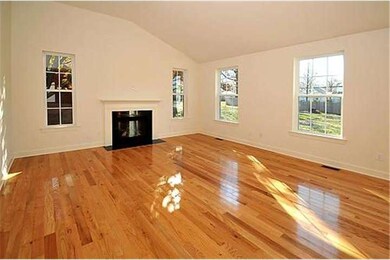 1040 Columbia Ave, Lansdale, PA 19446 - photo 2