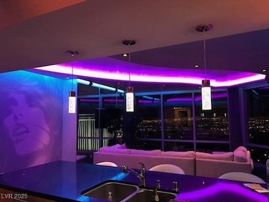 Turnberry Towers unit 3201, Las Vegas, NV 89109 - photo 5