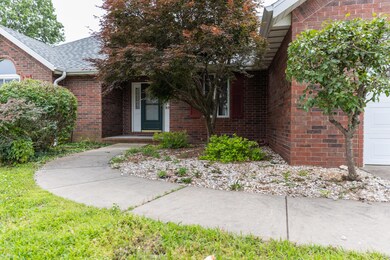 704 Meramec Ln, Nixa, MO 65714 - photo 2