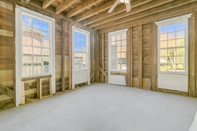 155 Queen St unit A, Charleston, SC 29401 - photo 6