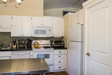 60868 Jasmine Place, Bend, OR 97702 - photo 7