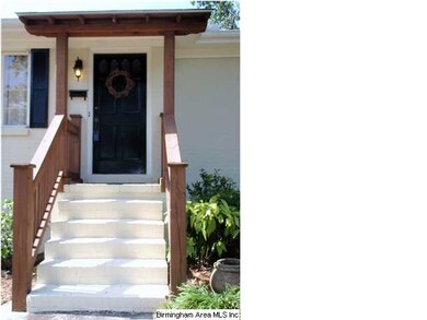 Look at this entrance welcoming you to come in  an