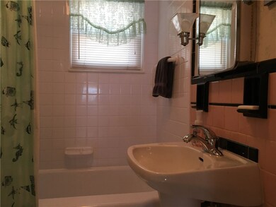 165 Pleasant St, Cranston, RI 02910 - photo 6