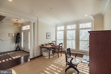 10781 Symphony Park Dr, Rockville, MD 20852 - photo 4