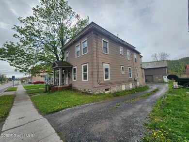 658 E Main St, Cobleskill, NY 12043 - photo 2