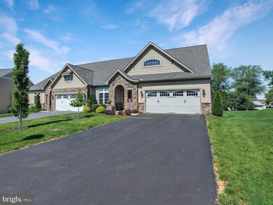 521 Springbrook Dr, Palmyra, PA 17078 - photo 2