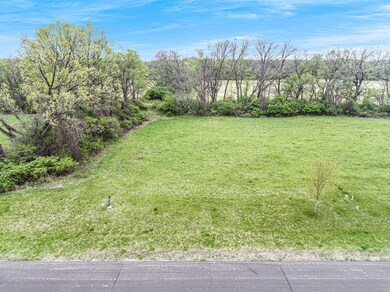 4700 Nantucket Dr unit 14, Jackson, MI 49203 - photo 3