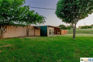 8043 Eddy Gatesville Pkwy, Moody, TX 76557 - photo 6