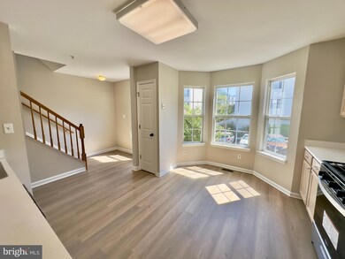 8873 Goose Landing Cir, Columbia, MD 21045 - photo 7