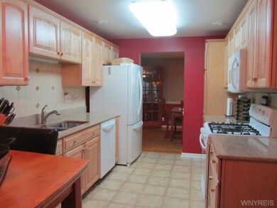 776 Westbrook Dr, North Tonawanda, NY 14120 - photo 6