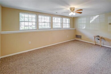 7600 Roscommon Ct unit 2503, Henrico, VA 23228 - photo 2