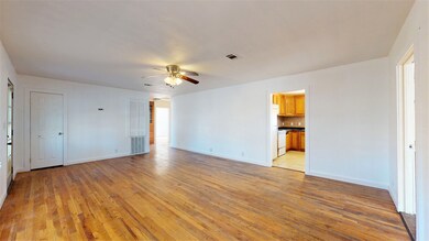 1304 Mountain View Ave, Alamogordo, NM 88310 - photo 5