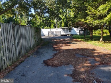 21445 Sanners Ln, Lexington Park, MD 20653 - photo 2