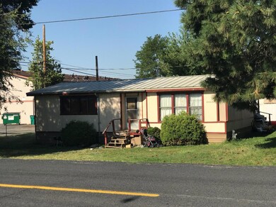 2404 Gettle St, Klamath Falls, OR 97603 - photo 2