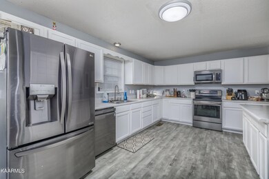 Interior-3.jpg-SMALL 2