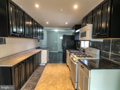 1004 Cypresstree Place, Capitol Heights, MD 20743 - photo 3