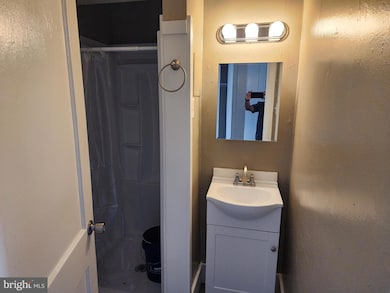 1816 Valley Ave unit 3, Winchester, VA 22601 - photo 3