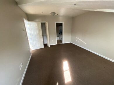 249 Main St unit 3-4, Rutland, MA 01543 - photo 4