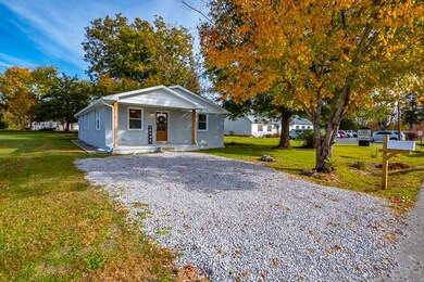 609 Orr St, Manchester, TN 37355 - photo 2