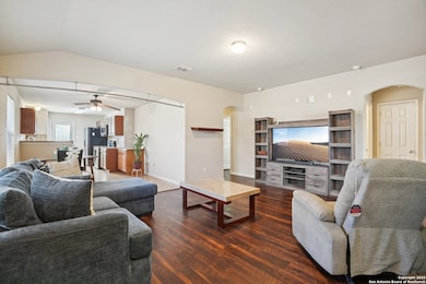 9118 Everton, San Antonio, TX 78245 - photo 6