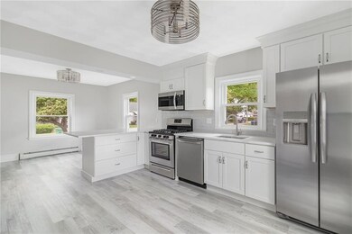 32 Edgemont St, Warwick, RI 02888 - photo 5