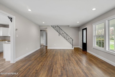 06-Family Room