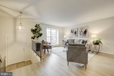 10320 Castlehedge Terrace, Silver Spring, MD 20902 - photo 3