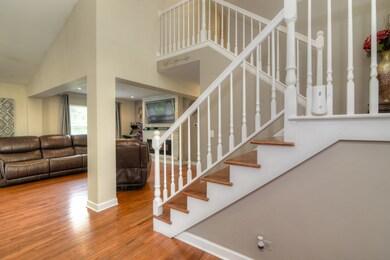 1004 York Cir unit 2, Carpentersville, IL 60110 - photo 5