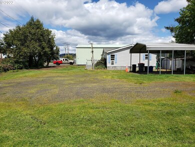 1581 W Main St, Sheridan, OR 97378 - photo 4