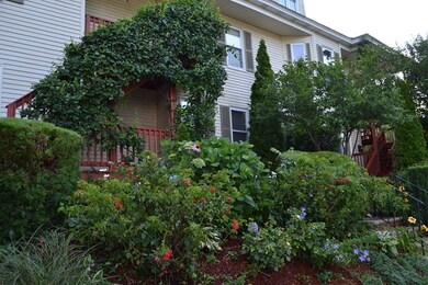 241 Methuen St unit B, Lowell, MA 01850 - photo 3