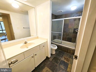 8427 Greenbelt Rd unit 8427-102, Greenbelt, MD 20770 - photo 7