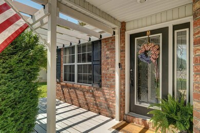 1009 W Oakhurst St-5