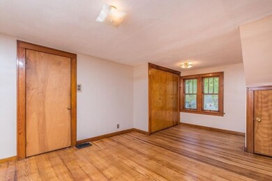 1003 Tipton St, Elkhart, IN 46516 - photo 5