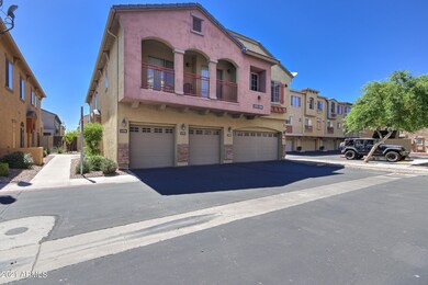 1 Car Garage
