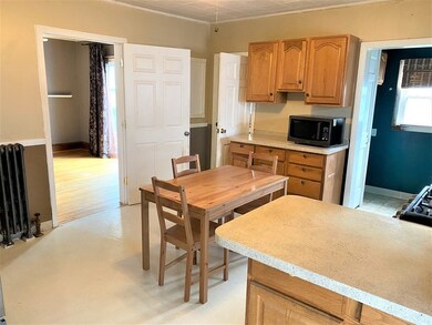49 Mckinley St, Everett, MA 02149 - photo 6
