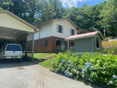 94 Crestview Heights, Franklin, NC 28734 - photo 3